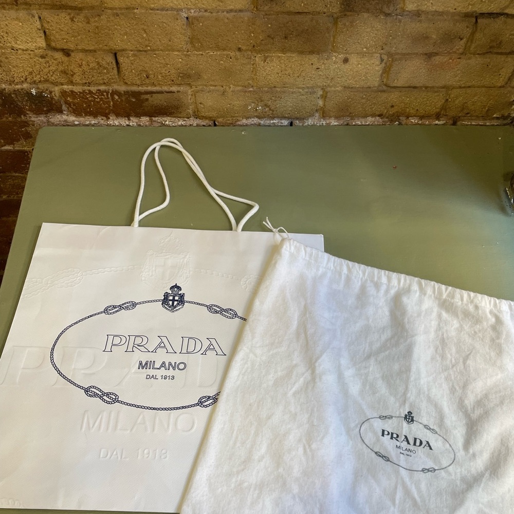 PRADA Dustbag and paper bag